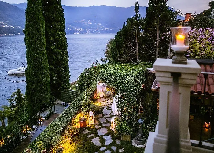 Relais Vittoria Couette-café Laglio