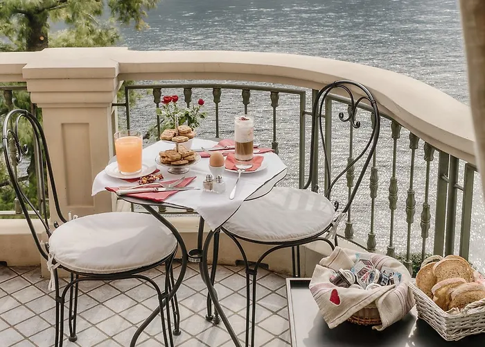 Relais Vittoria Couette-café Laglio